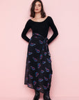 Skirt-cover Wataha