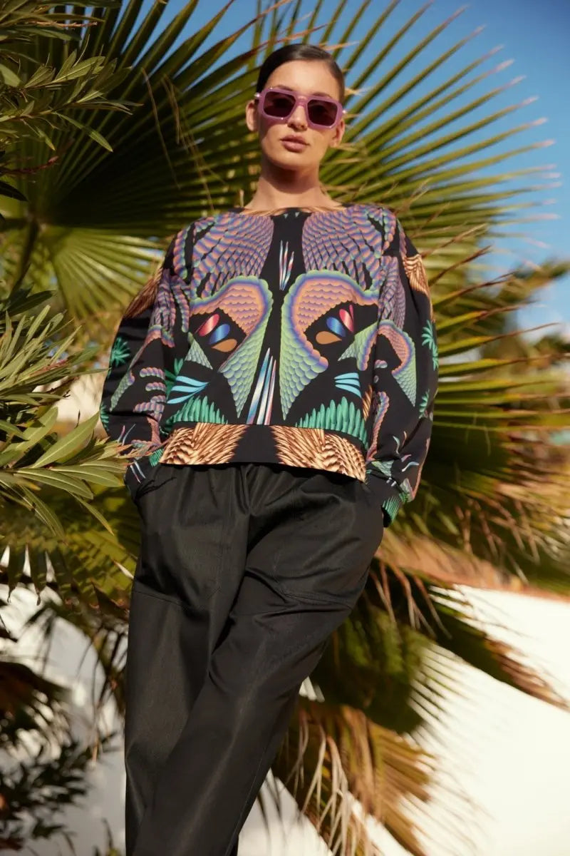 Botanica Black SE Sweatshirt - style and everyday comfort – COLORAT