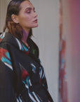 Poncho Meteor COLORAT – film z autorskim printem Meteor