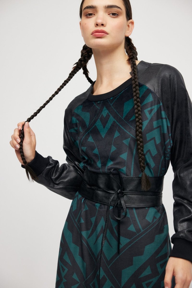 Robe verte Maori S. E.